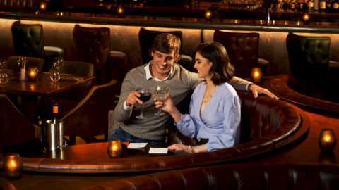 couple-dining-in-the-grill