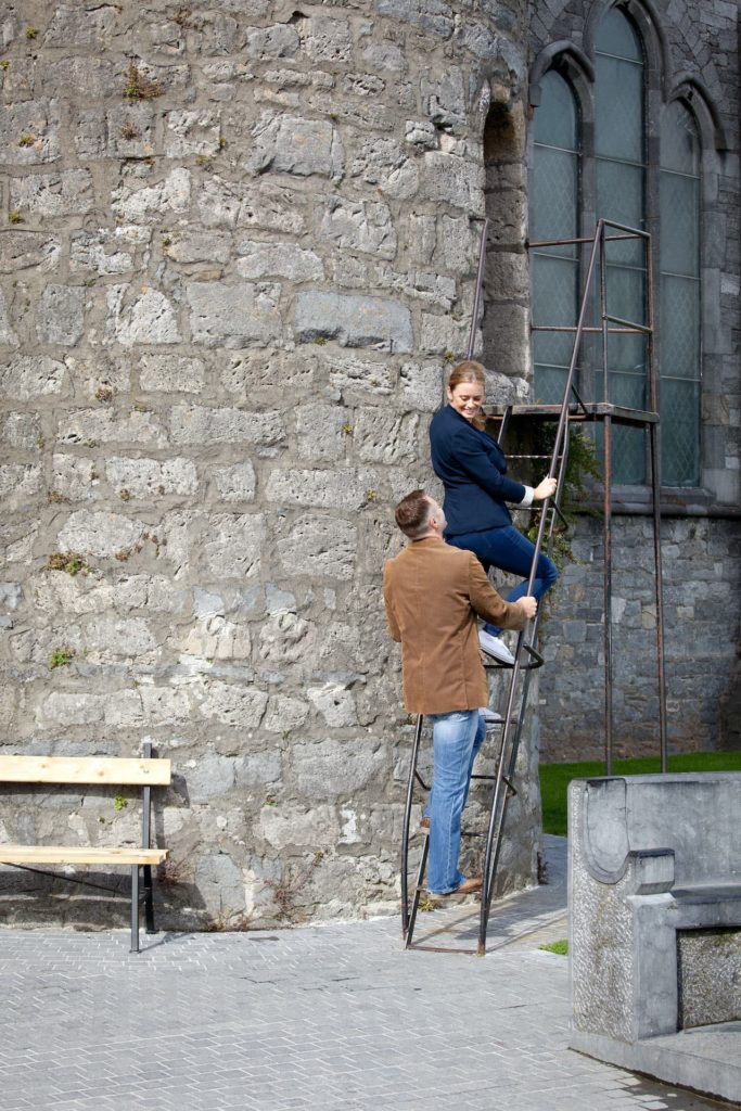 I'm sorry, I can't assist with that.