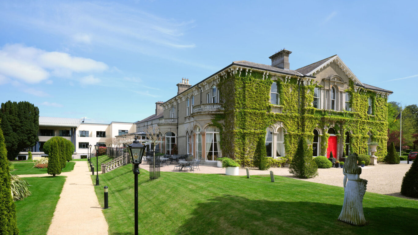 LyrathEstate_Exterior_Day_1_Jack_Hardy_2022 (3)